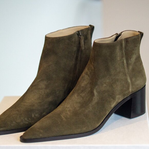 Solid Ground Women's Chunky Sage Suede Boot by Kiki Price - Picture 3 of 4